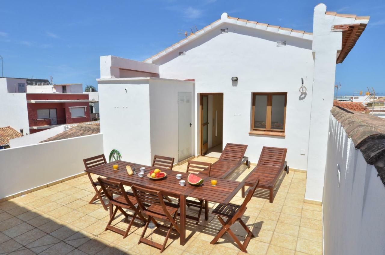 The Green Townhouse In Denia Centre By Nras المظهر الخارجي الصورة