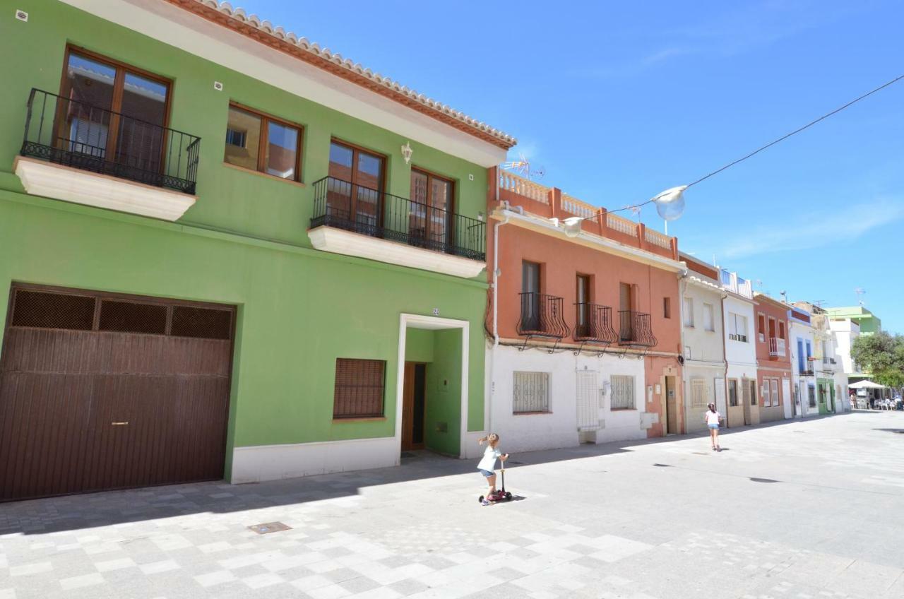 The Green Townhouse In Denia Centre By Nras المظهر الخارجي الصورة