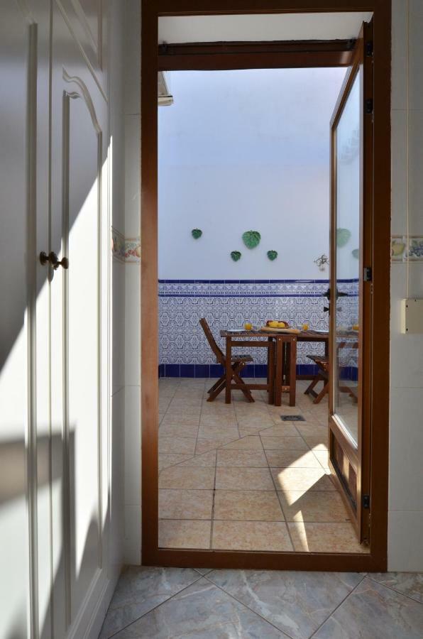 The Green Townhouse In Denia Centre By Nras المظهر الخارجي الصورة