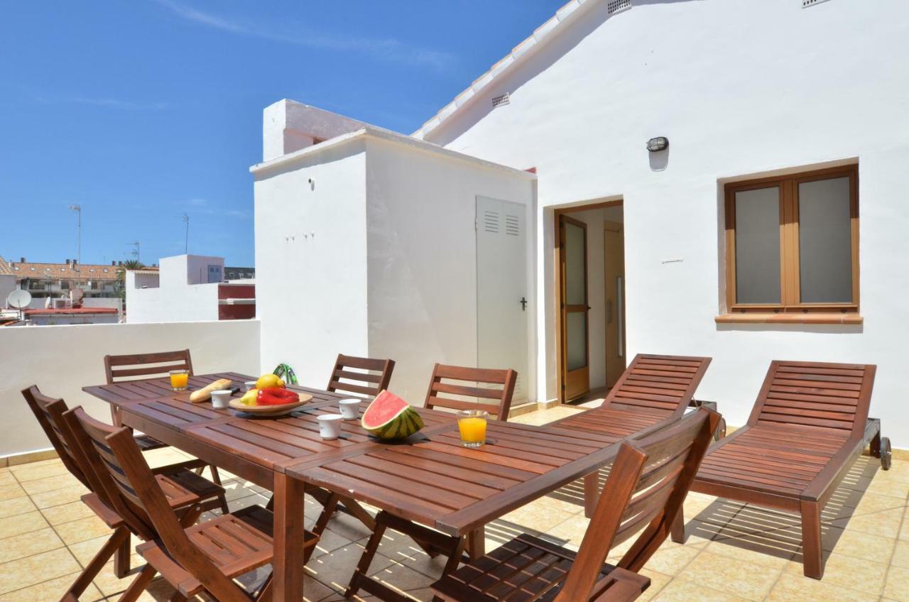 The Green Townhouse In Denia Centre By Nras المظهر الخارجي الصورة